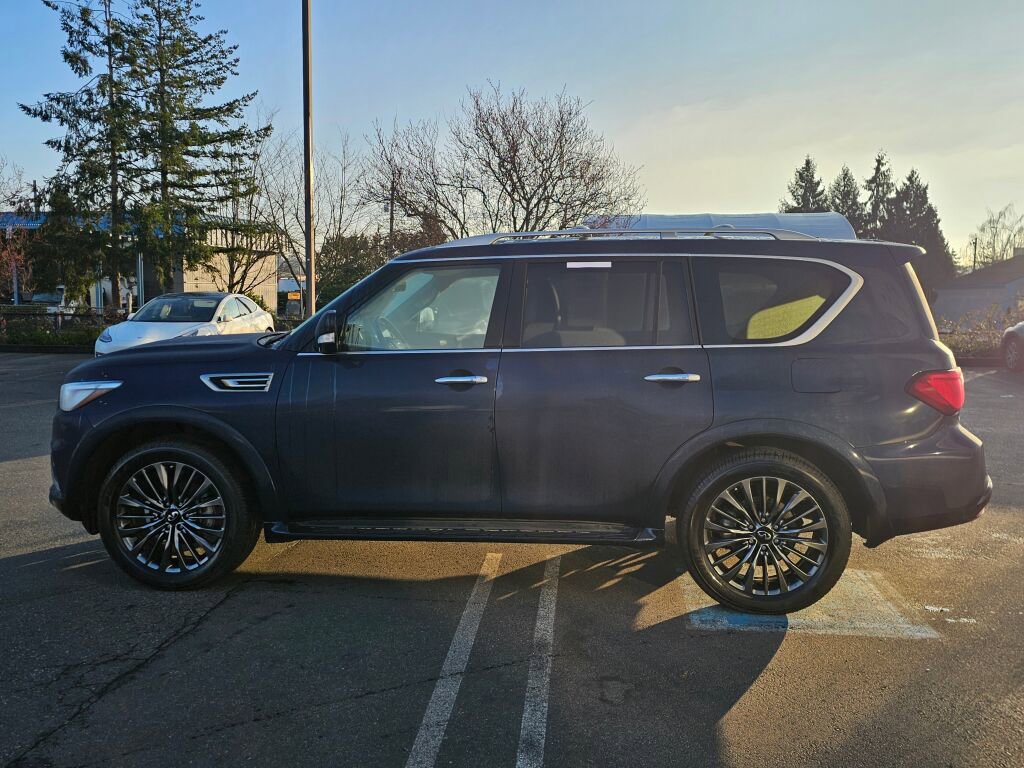 Used 2024 INFINITI QX80 Premium Select w/ Cargo Package image 4