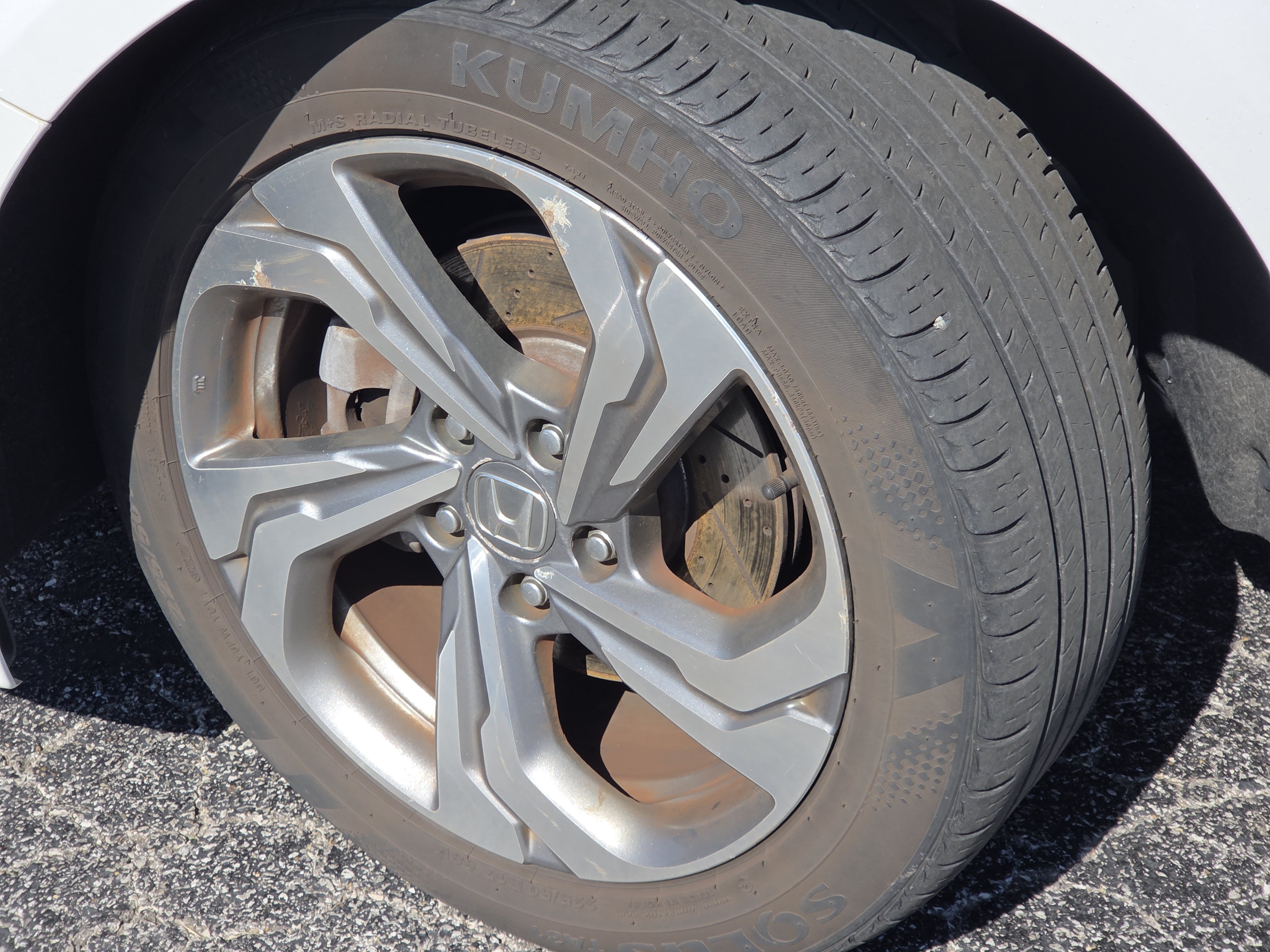 Used 2018 Honda Accord EX-L image 9