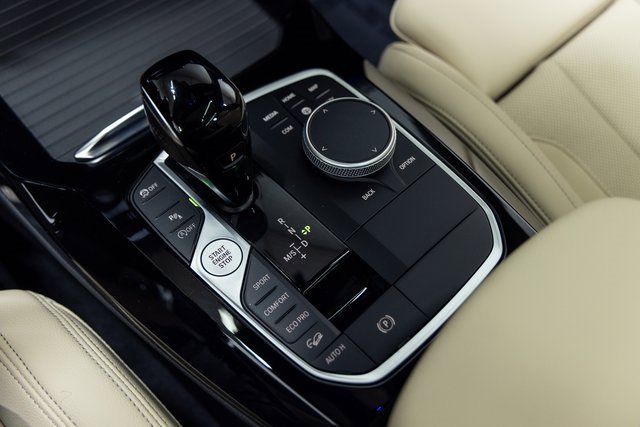 Certified 2024 BMW X3 xDrive30i w/ Convenience Package image 21