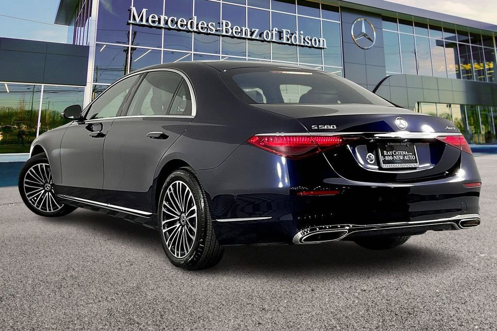 New 2026 Mercedes-Benz S 580 4MATIC Sedan image 3