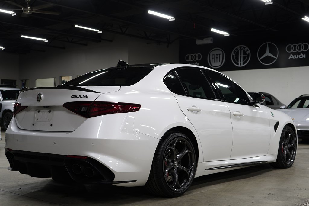 Used 2019 Alfa Romeo Giulia Quadrifoglio w/ Driver Assist Dynamic Package RWD image 5