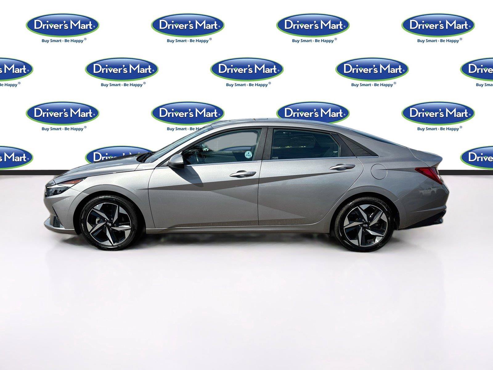 Used 2023 Hyundai Elantra Limited FWD image 4