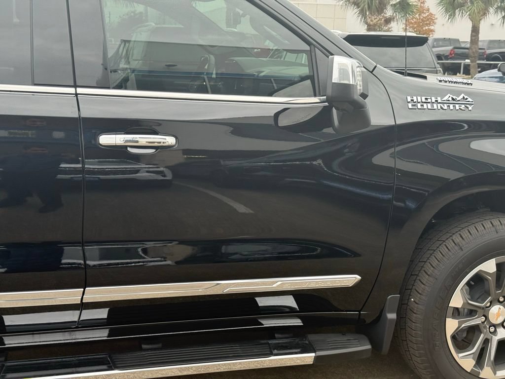 Used 2026 Chevrolet Silverado 1500 High Country w/ Technology Package RWD image 8