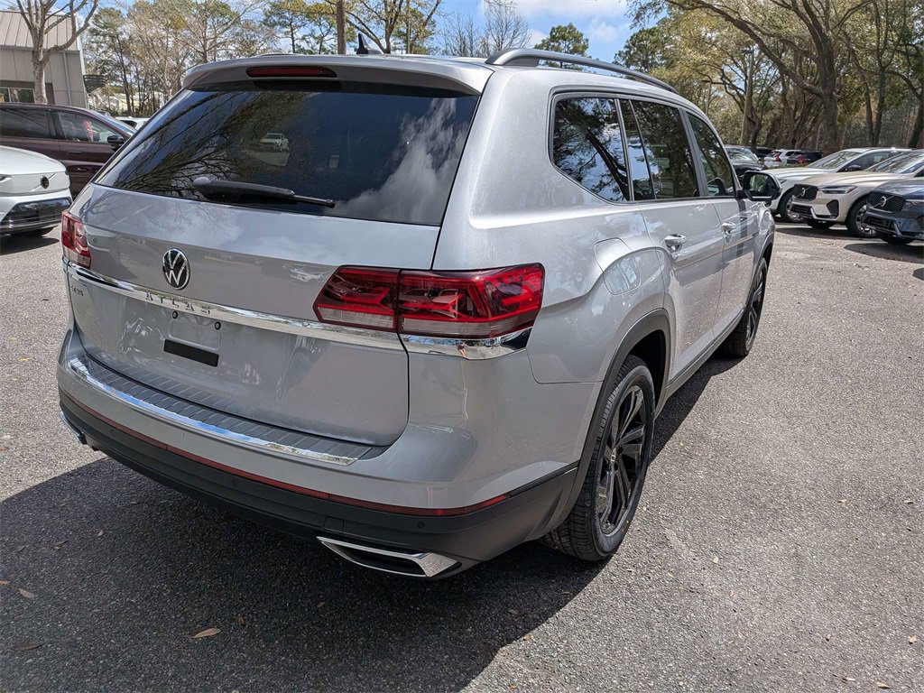 Used 2022 Volkswagen Atlas SE w/ Panoramic Sunroof Package image 4