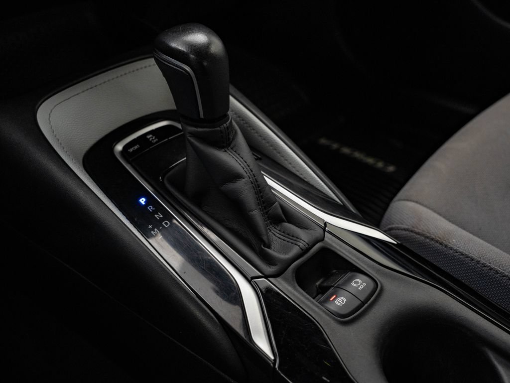 Used 2020 Toyota Corolla SE w/ SE Premium Package FWD image 35
