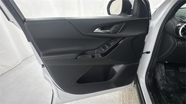 Used 2025 Chevrolet Equinox LT image 18