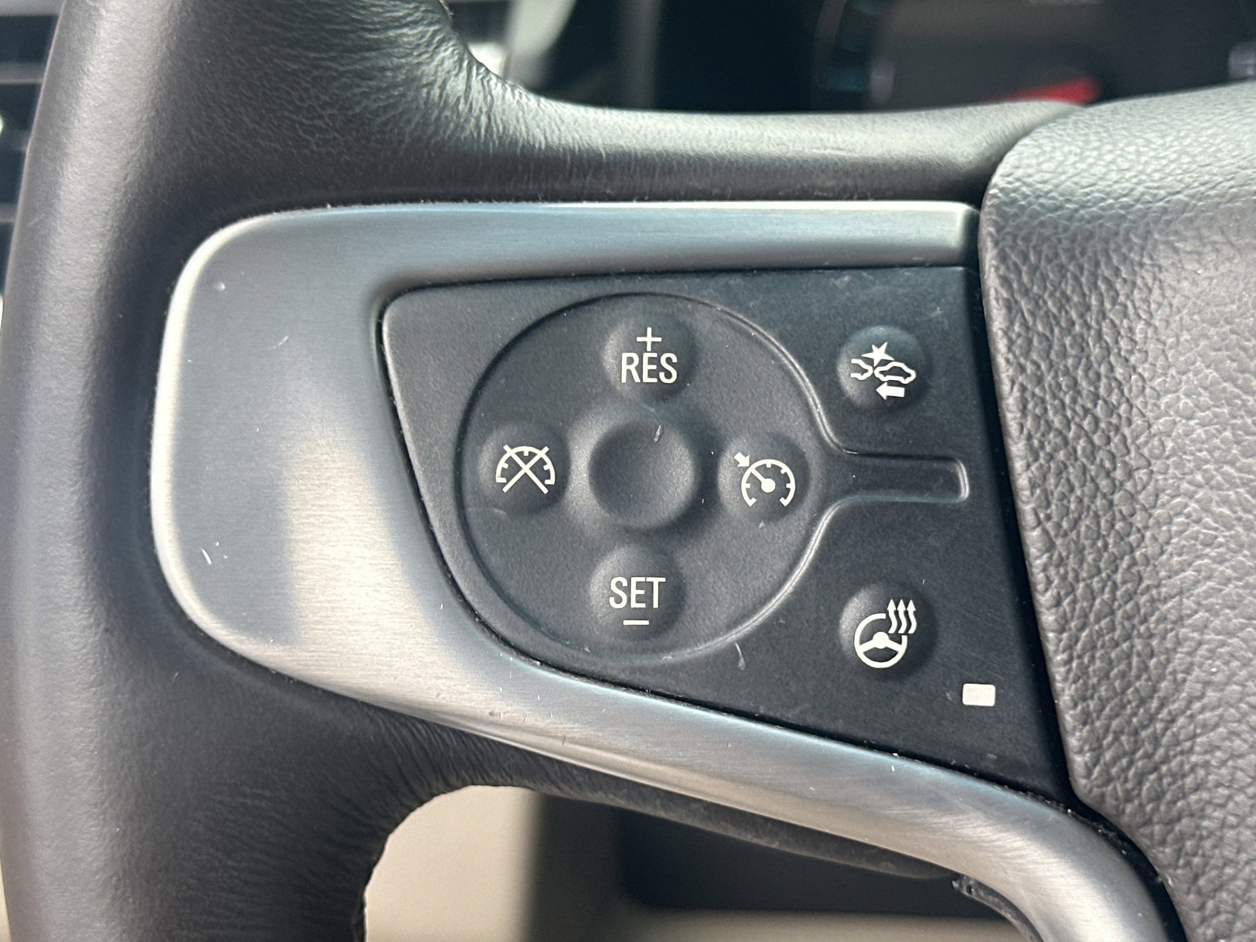 Used 2017 GMC Yukon SLT RWD image 25