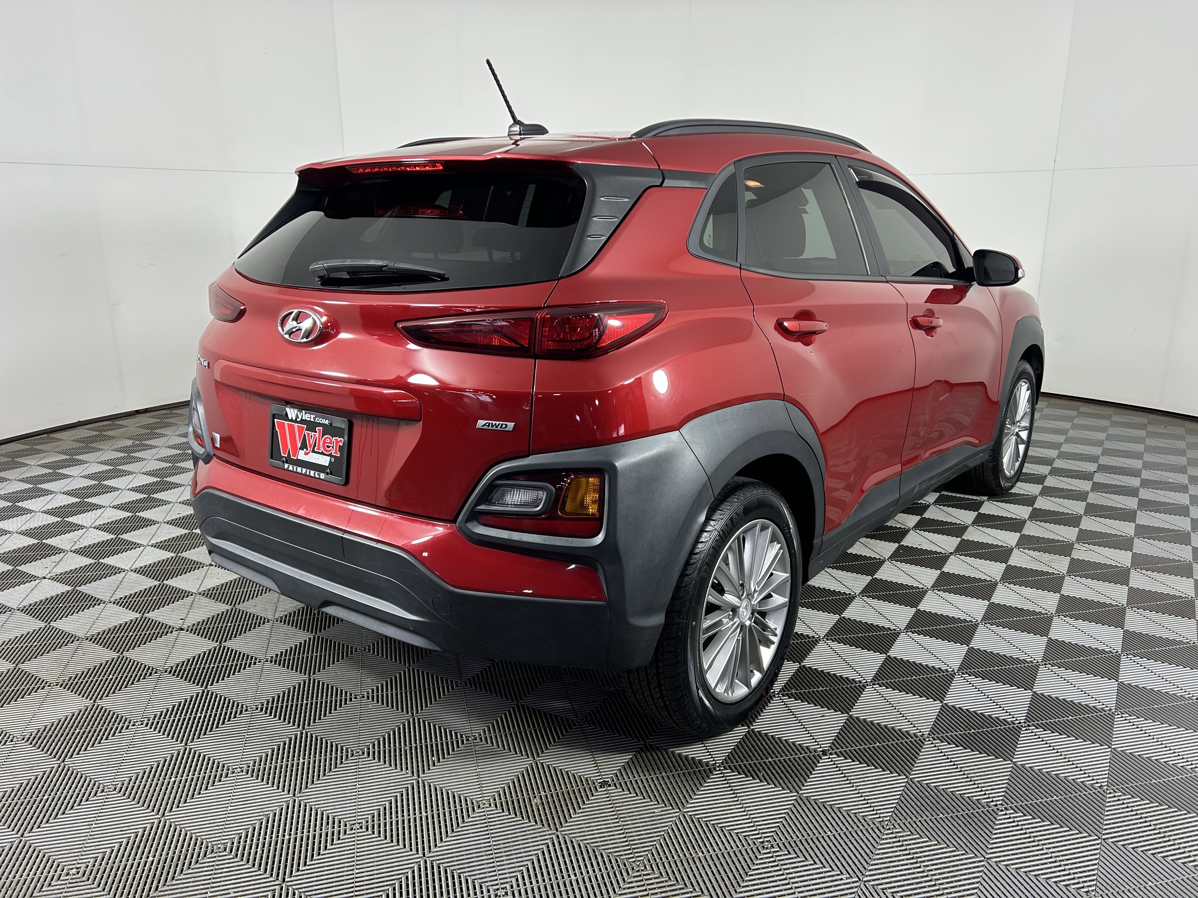 Used 2020 Hyundai Kona SEL w/ Cargo Package image 10