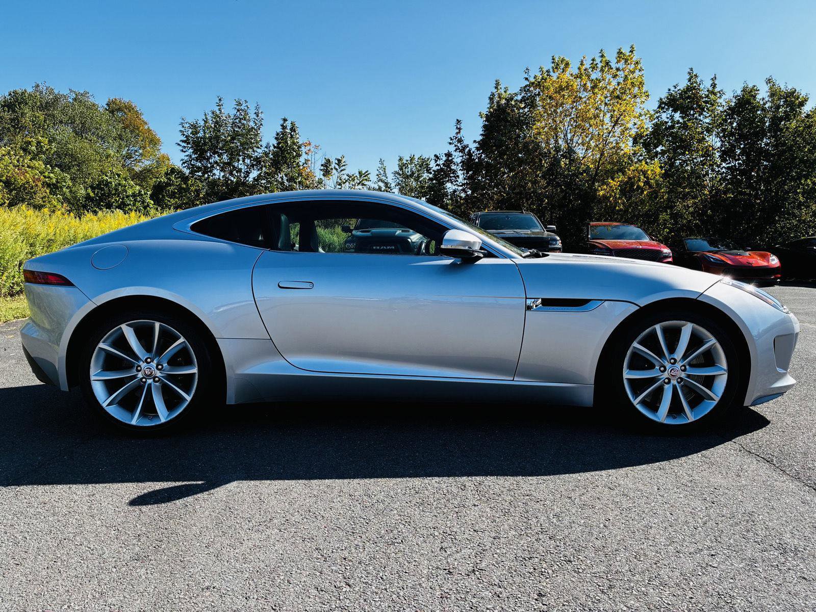 Used 2016 Jaguar F-TYPE S image 8