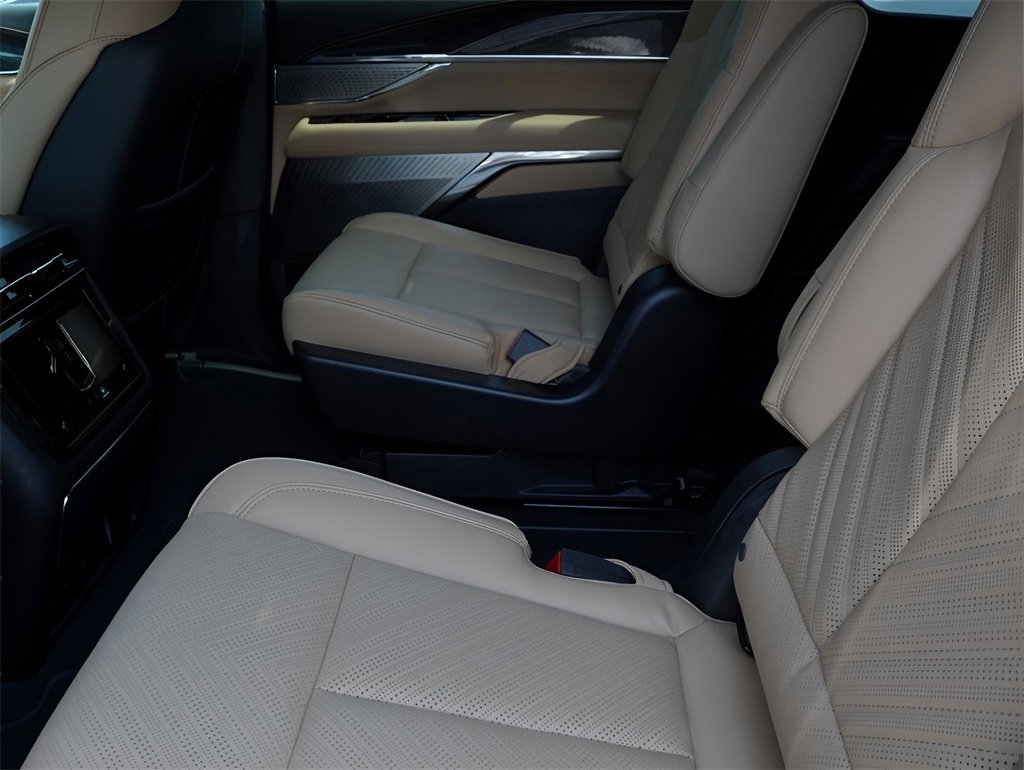 New 2025 Cadillac Escalade IQ Sport 2 image 15