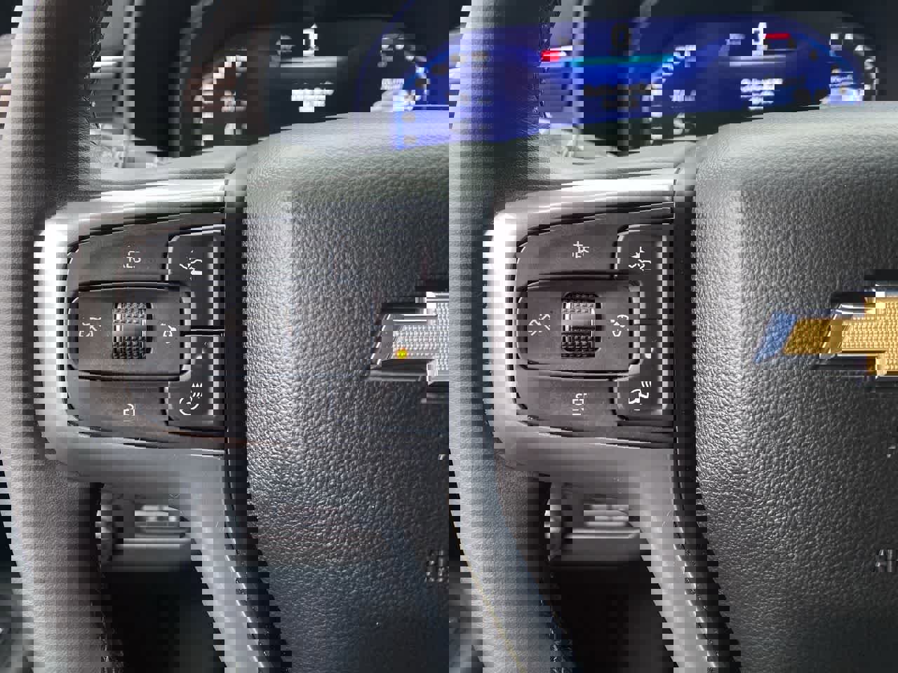 Used 2023 Chevrolet Tahoe LT w/ Luxury Package AWD/4WD image 20