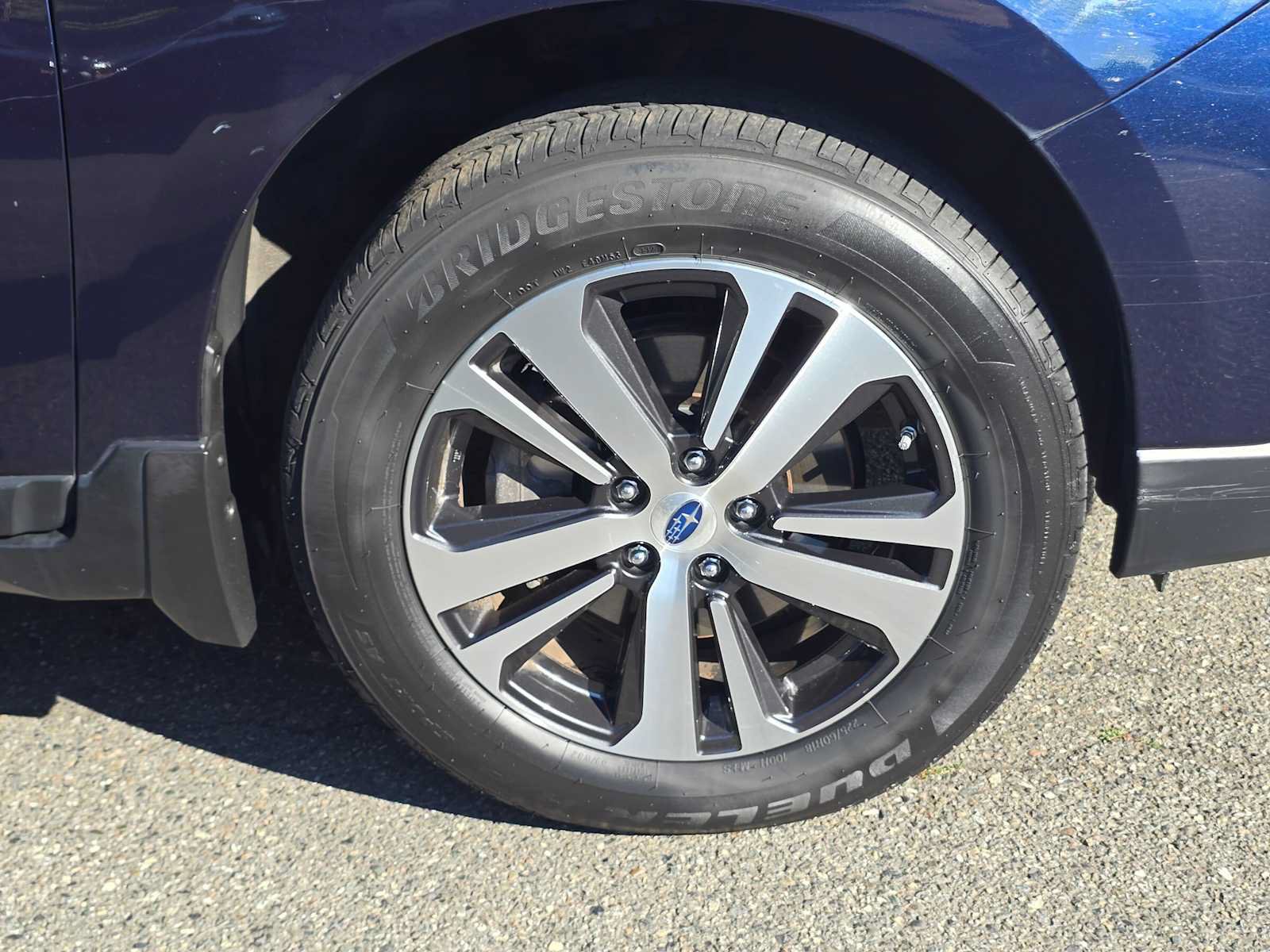 Used 2018 Subaru Outback 2.5i Limited AWD/4WD image 9