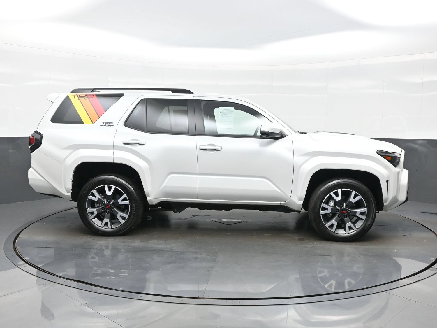 Used 2025 Toyota 4Runner TRD Sport Premium AWD/4WD image 7