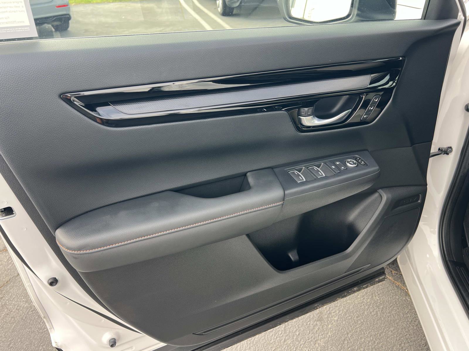 Certified 2024 Honda CR-V Sport Touring image 6