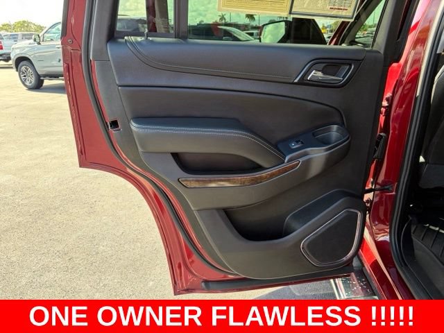 Used 2019 Chevrolet Tahoe LT w/ Luxury Package RWD image 13