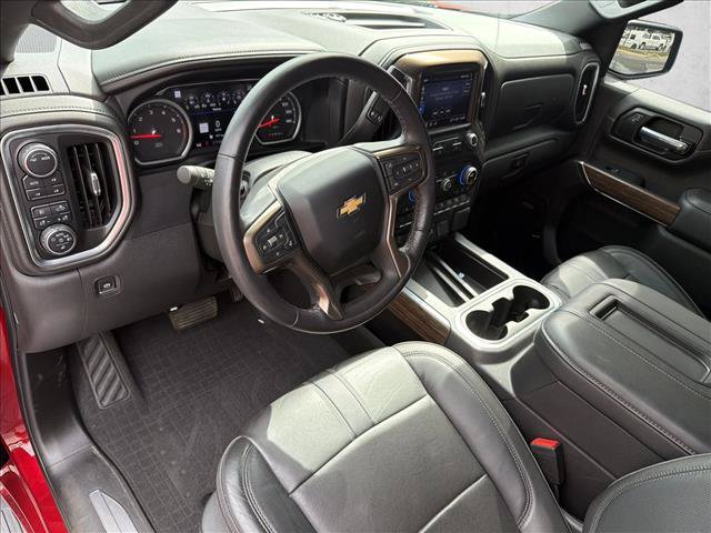 Used 2022 Chevrolet Silverado 1500 High Country w/ LPO, Dark Essentials Package AWD/4WD image 13
