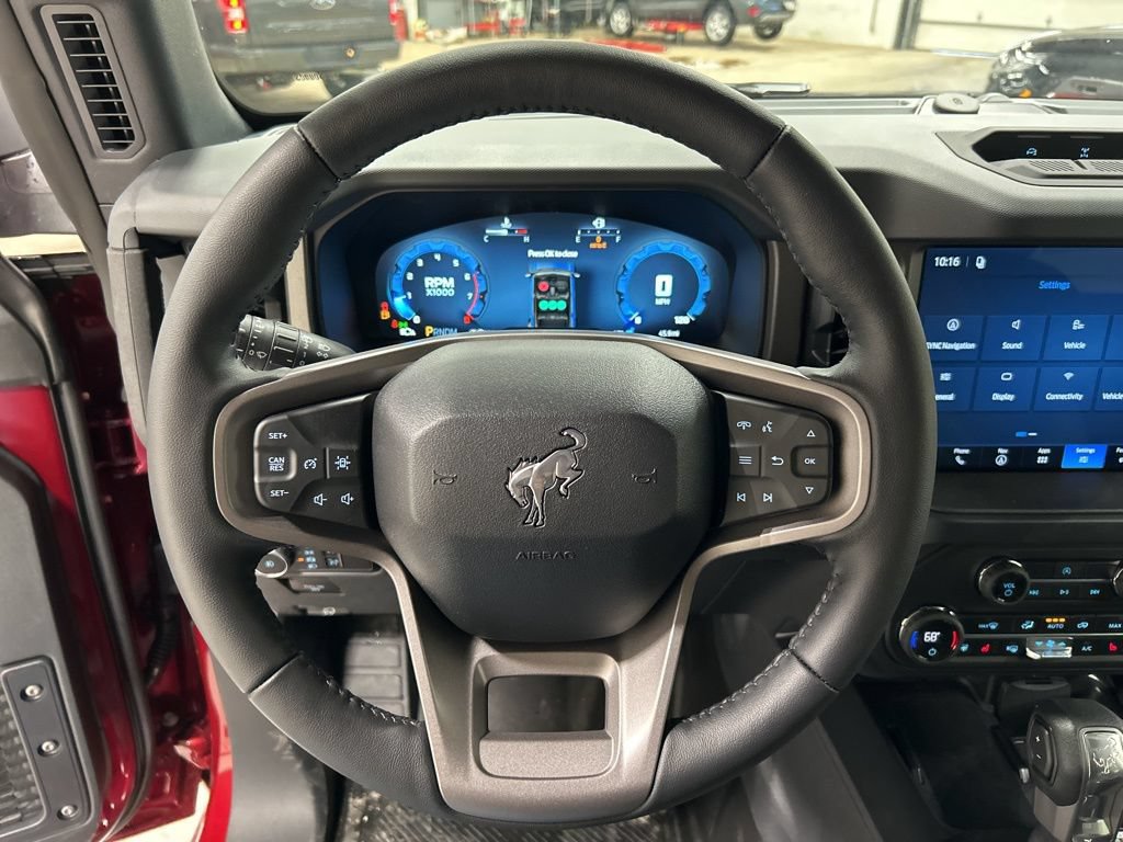 New 2026 Ford Bronco Badlands w/ Sasquatch Package AWD/4WD image 15