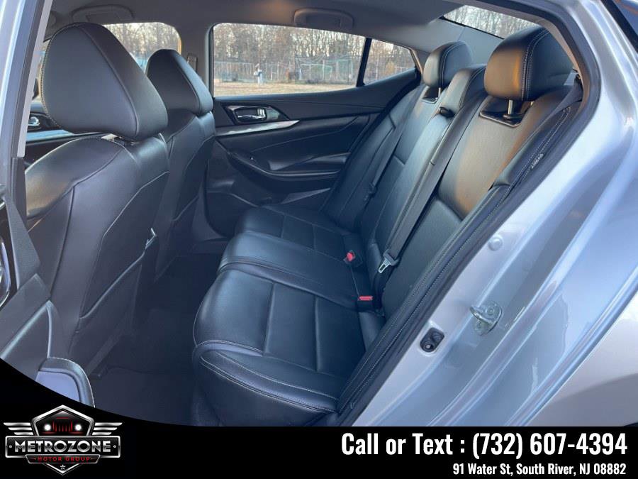 Used 2020 Nissan Maxima 3.5 SV w/ Floor Mat Group FWD image 21