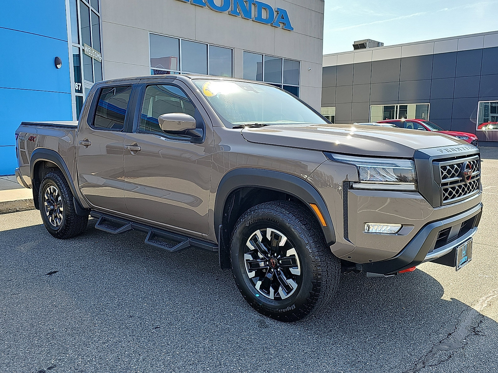 Used 2024 Nissan Frontier PRO-4X w/ Off-Road Protection Package image 3