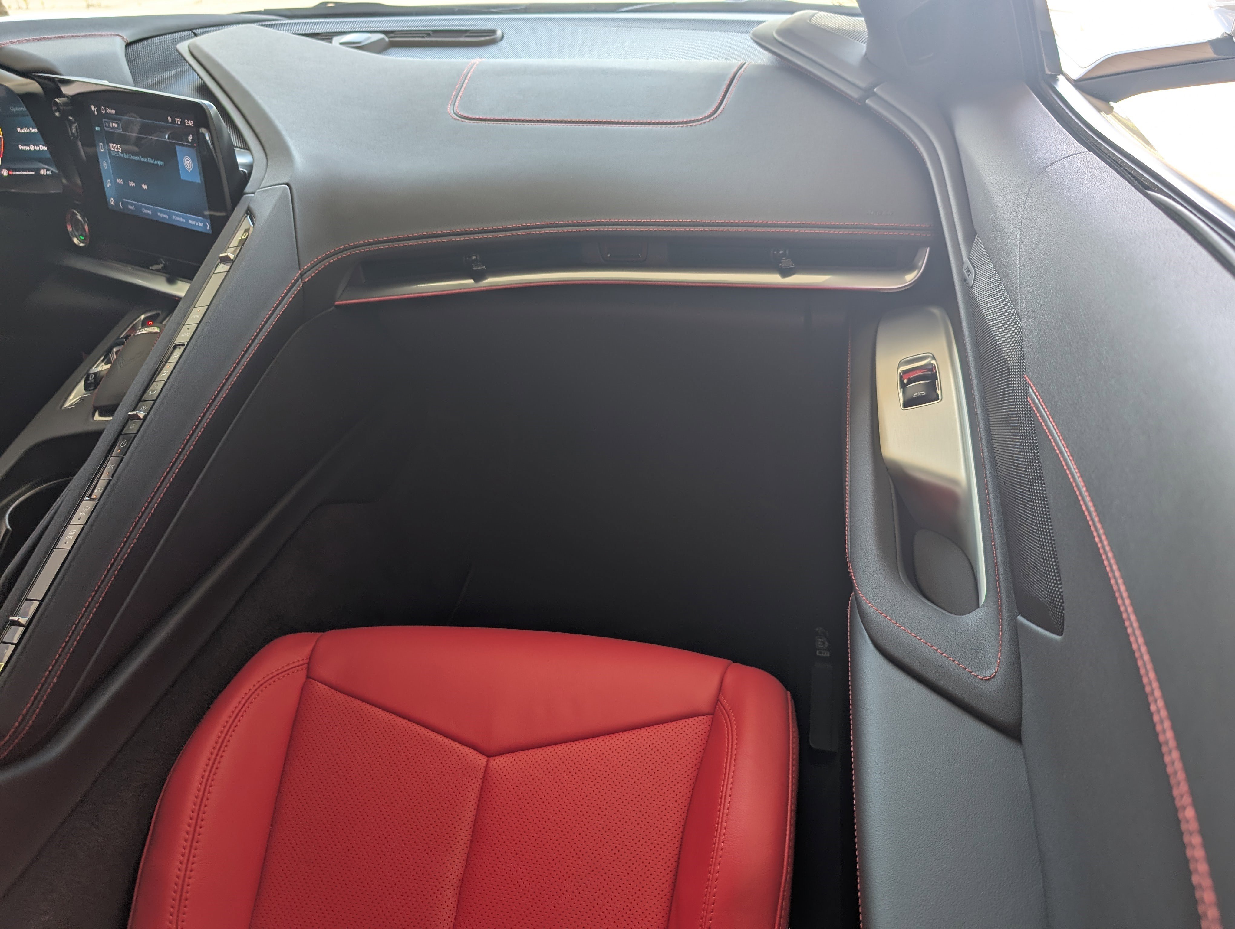 Used 2025 Chevrolet Corvette E-Ray AWD/4WD image 21