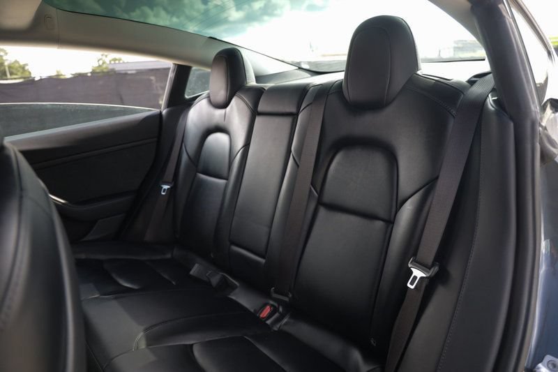 Used 2023 Tesla Model 3 Standard Range RWD image 11