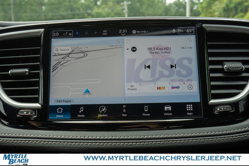 New 2026 Chrysler Pacifica Select image 20