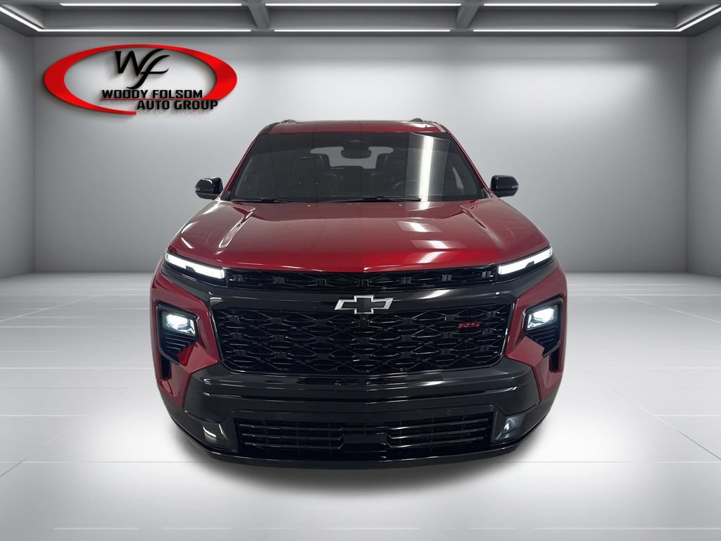 Used 2024 Chevrolet Traverse RS w/ LPO, Floor Liner Package FWD image 2