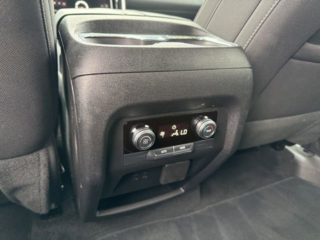 Used 2025 GMC Acadia Elevation image 18