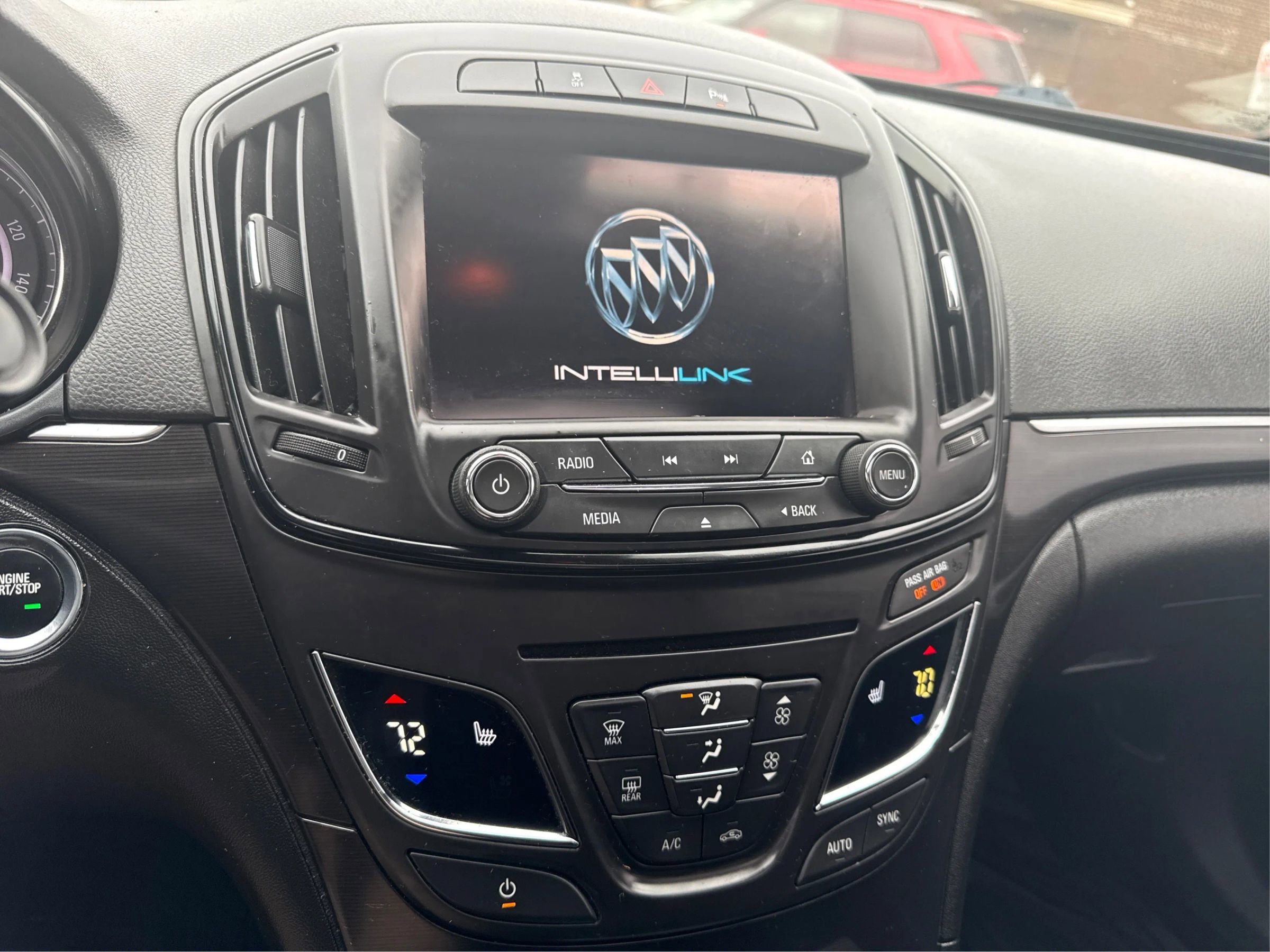 Used 2014 Buick Regal Premium image 16