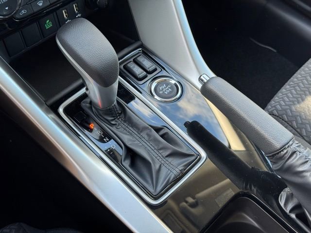 New 2025 Mitsubishi Eclipse Cross AWD image 27