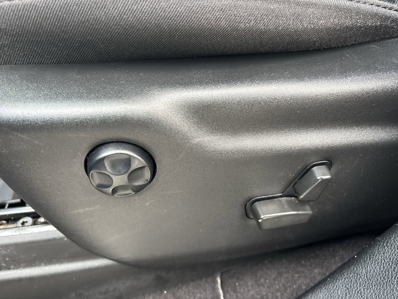 Used 2022 Dodge Durango R/T image 16