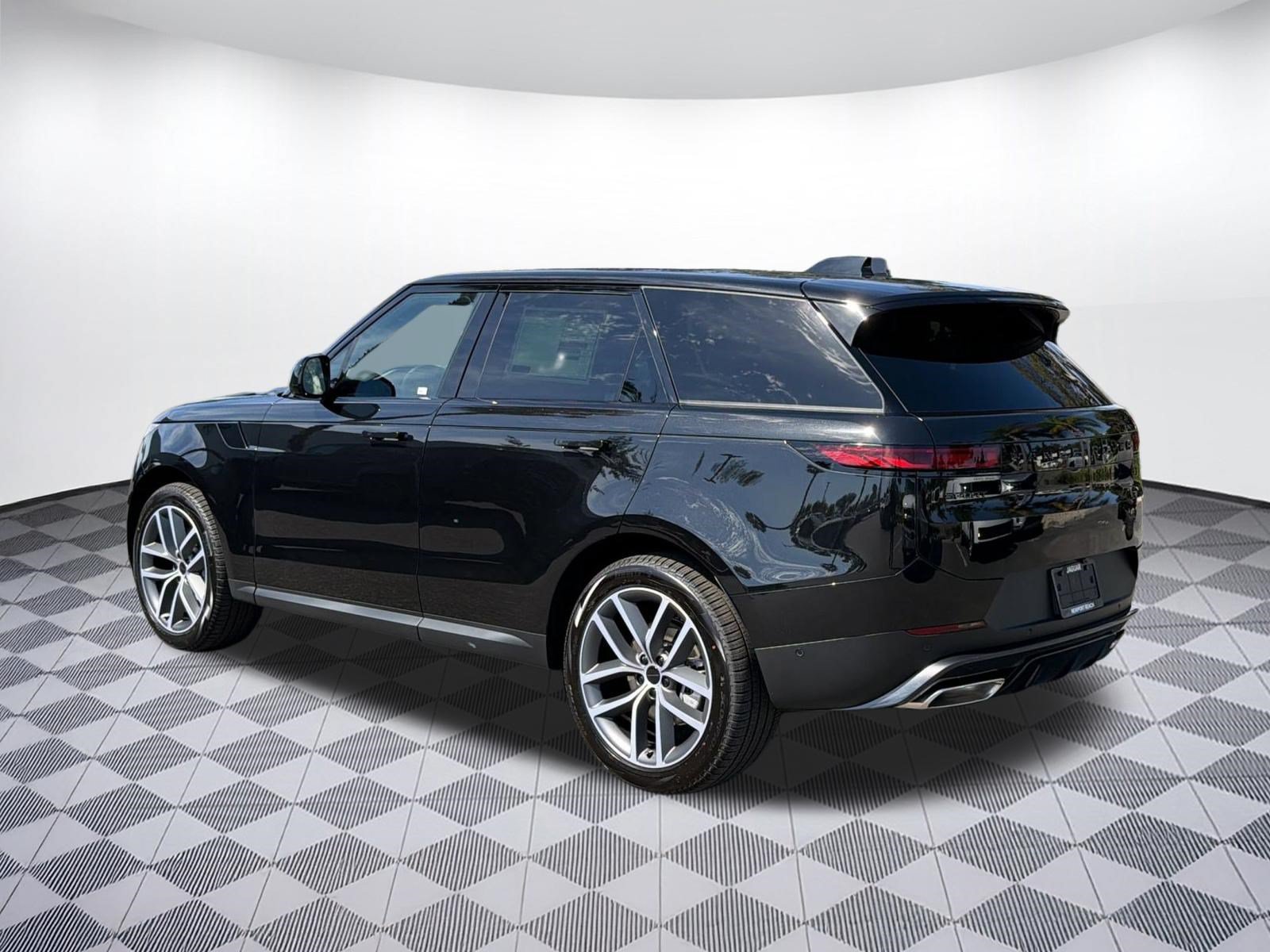 New 2027 Land Rover Range Rover Sport SE AWD/4WD image 3