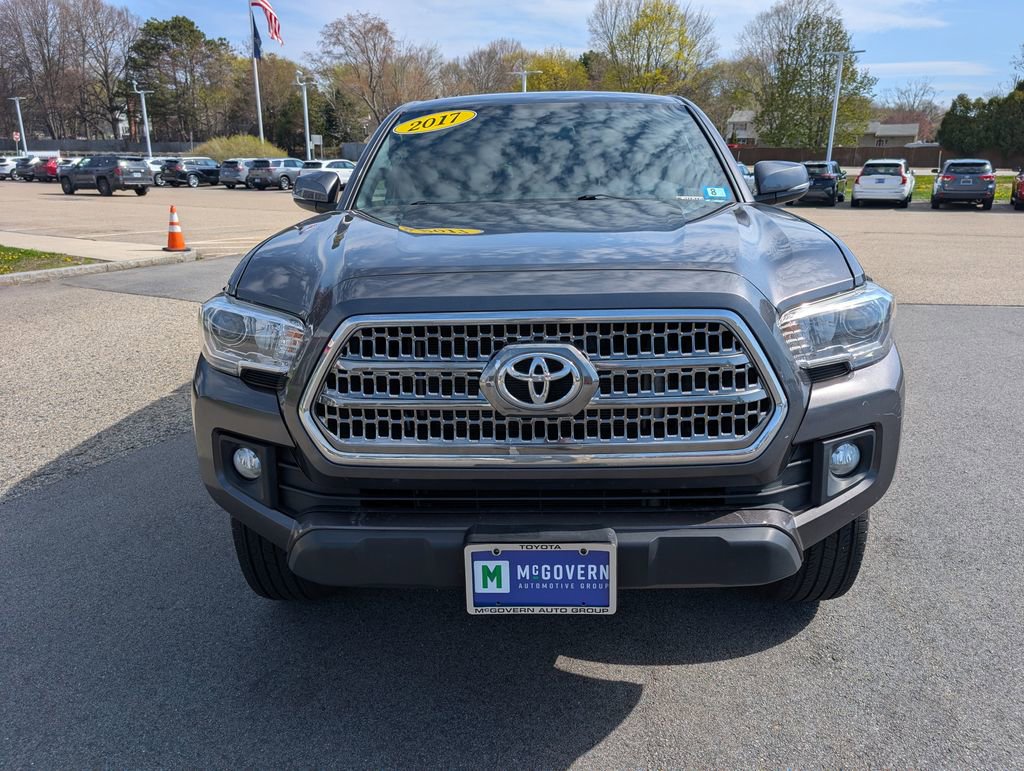 Used 2017 Toyota Tacoma TRD Off-Road w/ Tow Package AWD/4WD image 8