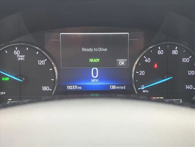 Used 2022 Ford Escape SEL image 9