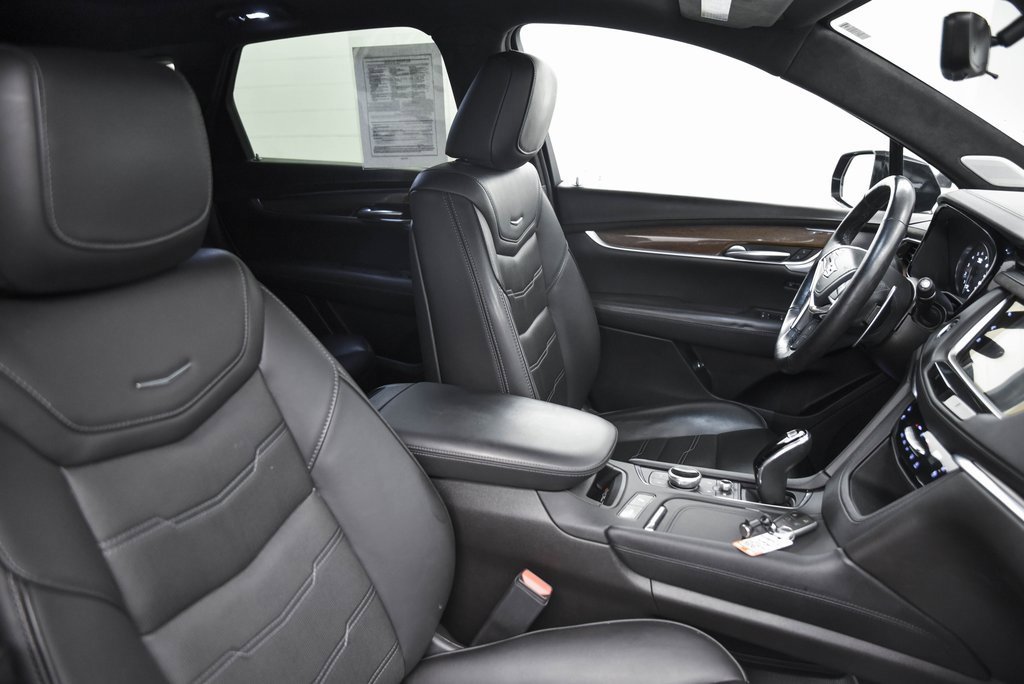 Certified 2023 Cadillac XT5 Sportv w/ Platinum Package image 15