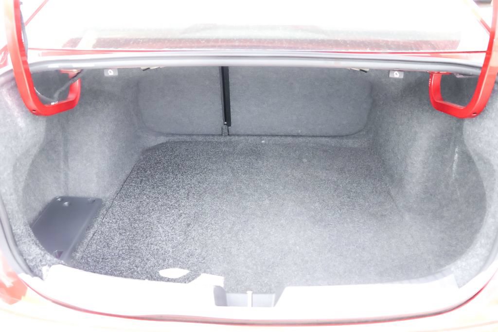 Certified 2023 Volkswagen Jetta SE FWD image 24