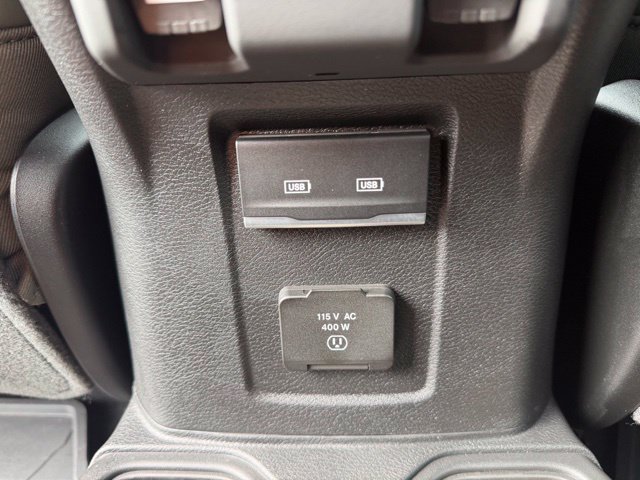 Used 2024 Jeep Gladiator Mojave AWD/4WD image 22