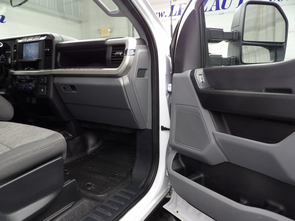 Used 2023 Ford F350 XL w/ 360-Degree Camera Package AWD/4WD image 36