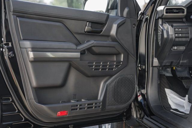 New 2026 Toyota Tacoma SR5 image 33