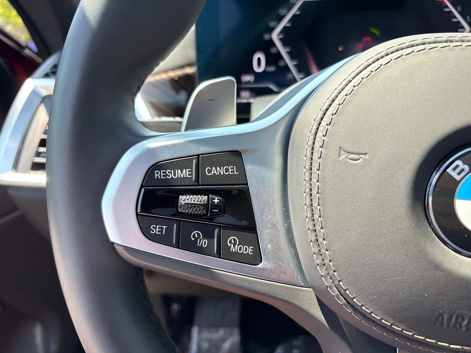 Used 2025 BMW X6 xDrive40i AWD/4WD image 25