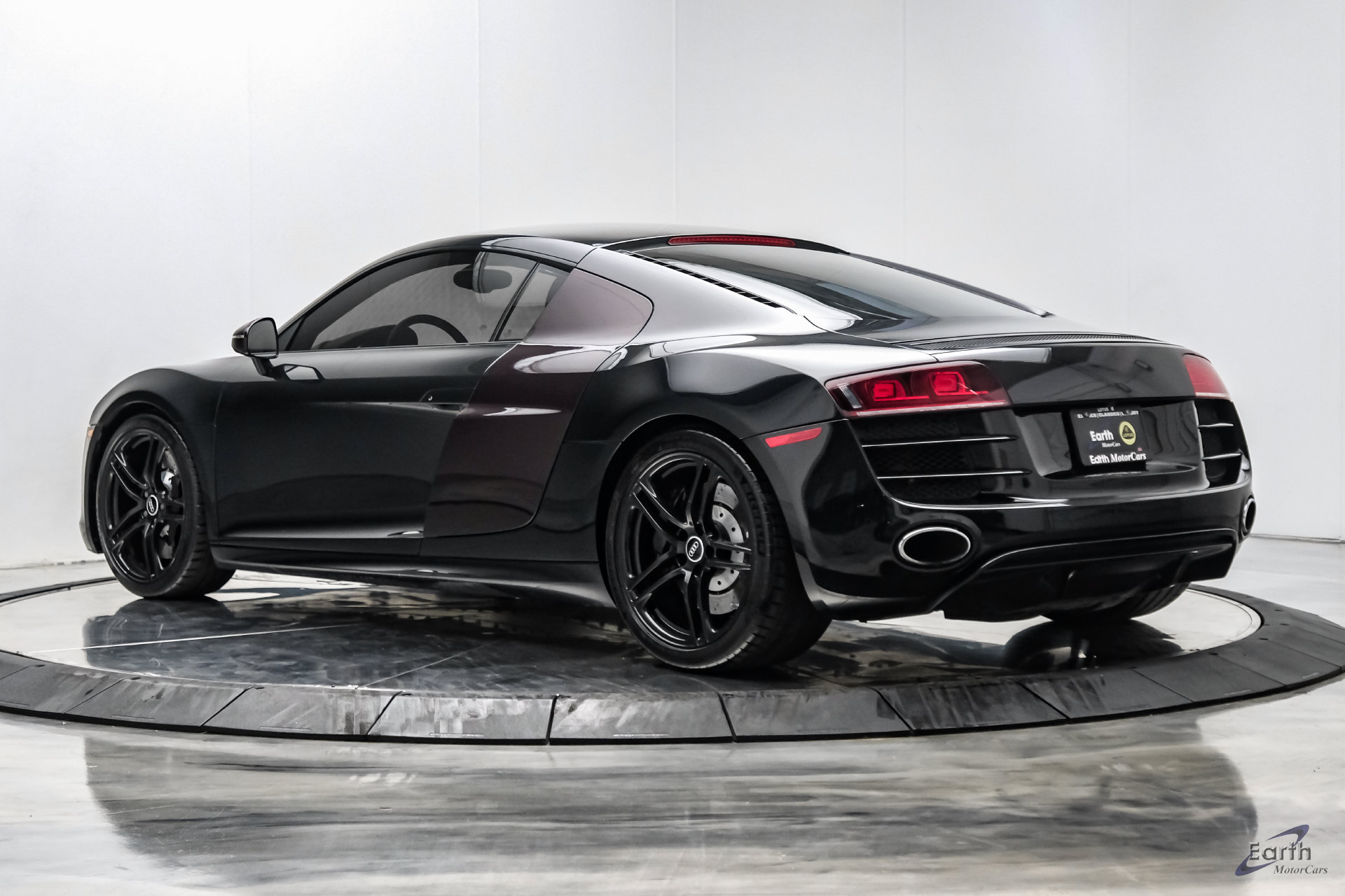 Used 2011 Audi R8 V10 AWD/4WD image 12