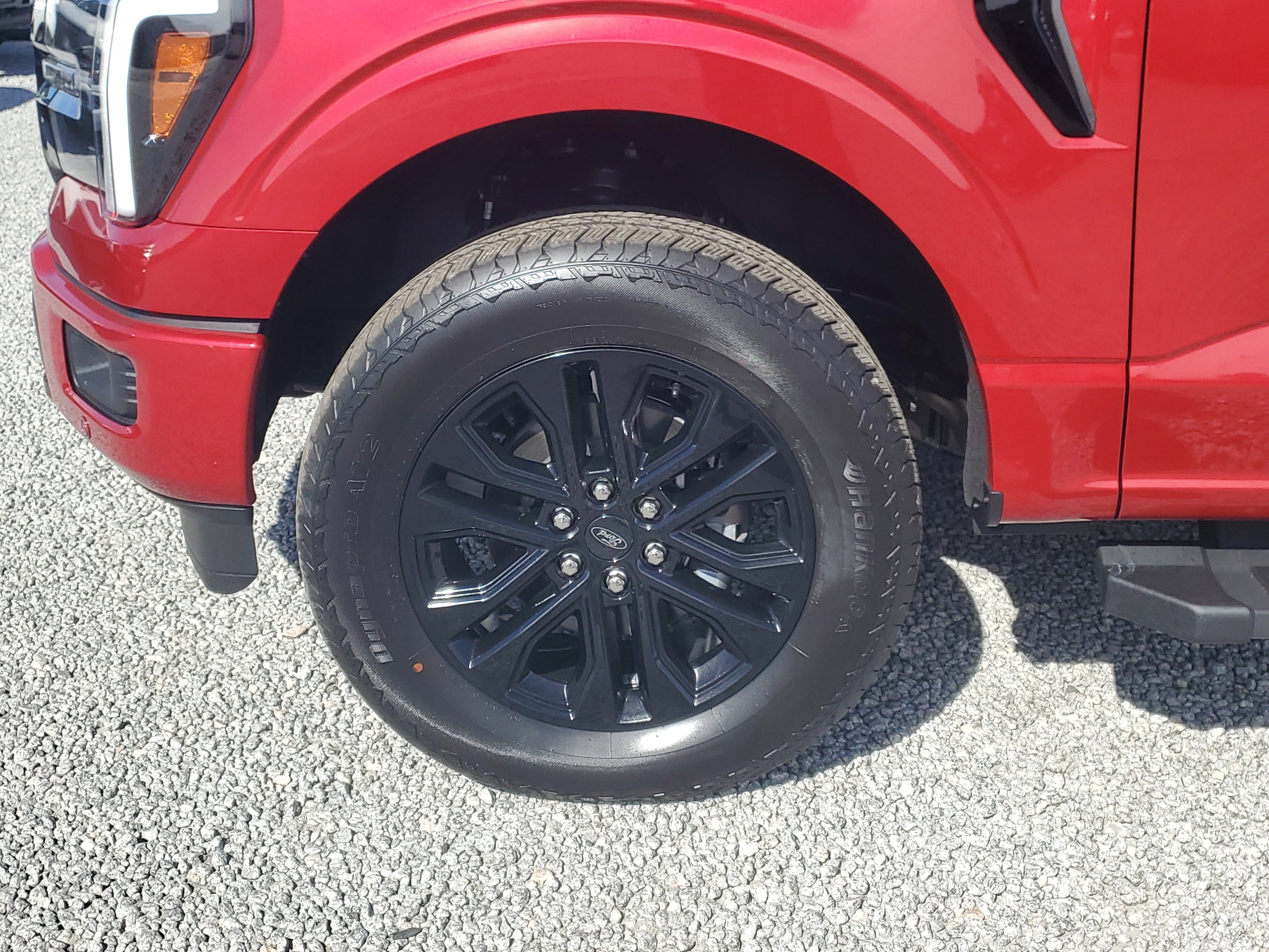 New 2025 Ford F150 Lariat w/ Equipment Group 502A High image 6