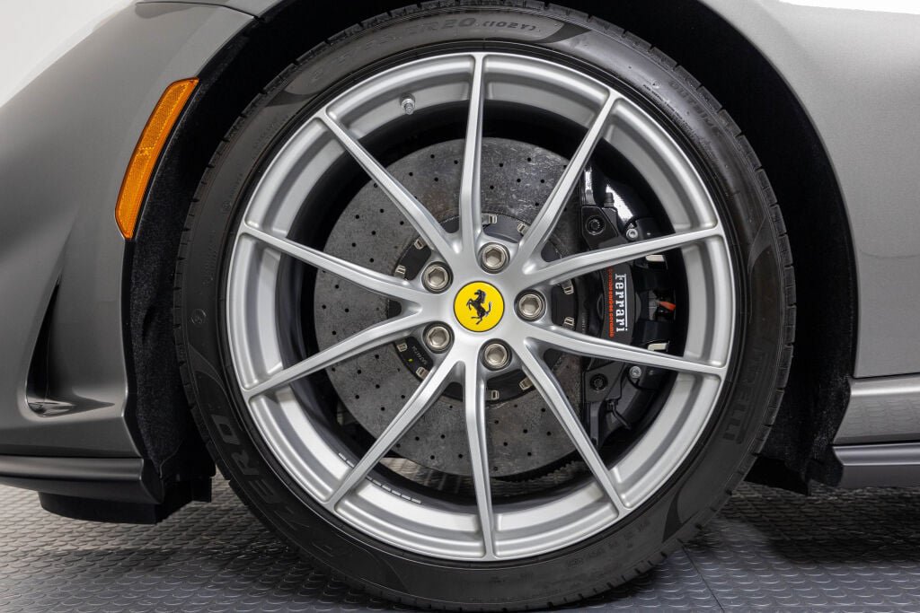 Used 2023 Ferrari 812 GTS RWD image 22