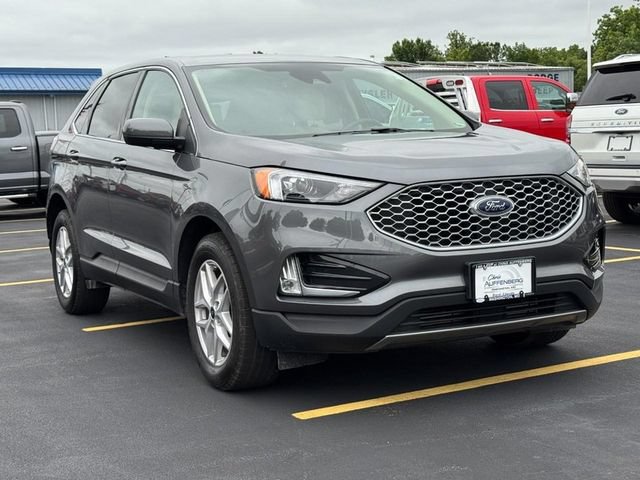 Used 2024 Ford Edge SEL w/ Convenience Package AWD/4WD image 2
