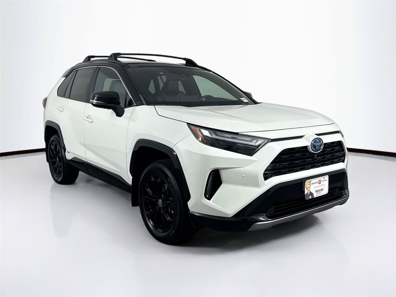 Used 2022 Toyota RAV4 XSE AWD/4WD image 9