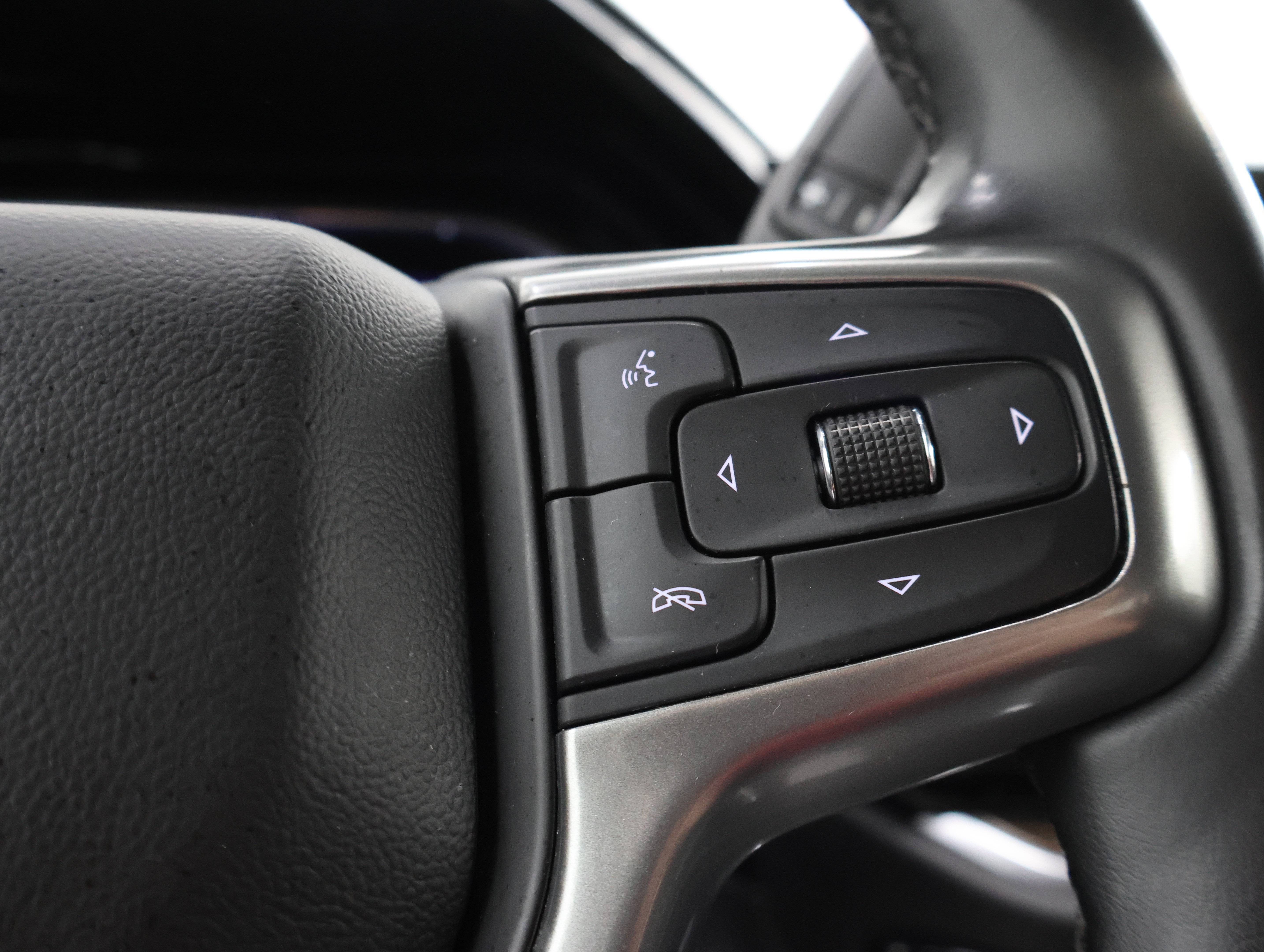 Used 2024 Chevrolet Silverado 2500 LT w/ All Star Edition AWD/4WD image 14