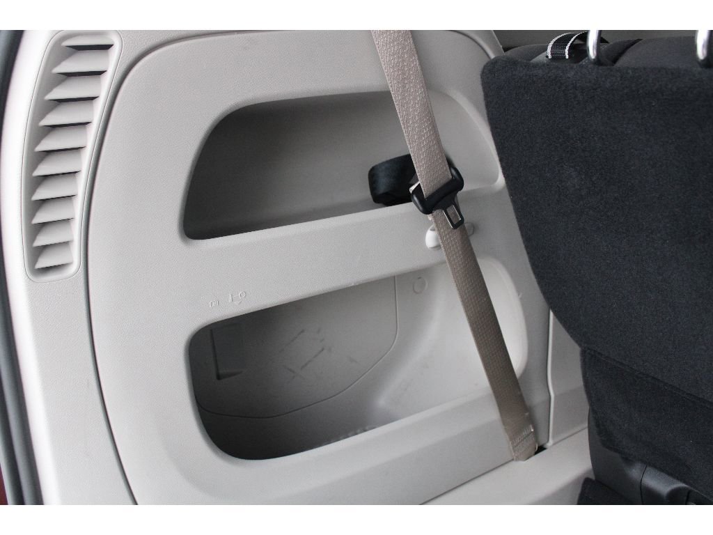 Used 2021 Chrysler Pacifica Touring w/ Cold Weather Group image 30