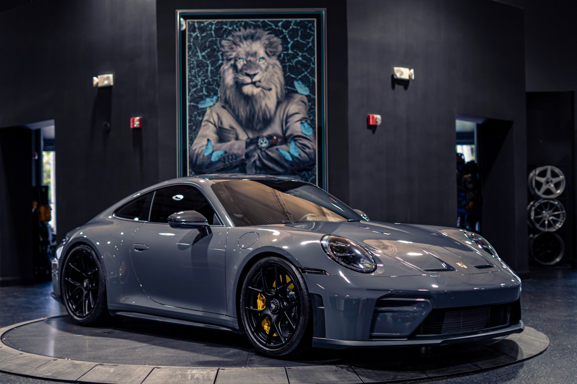 Used 2026 Porsche 911 GT3 RWD image 40