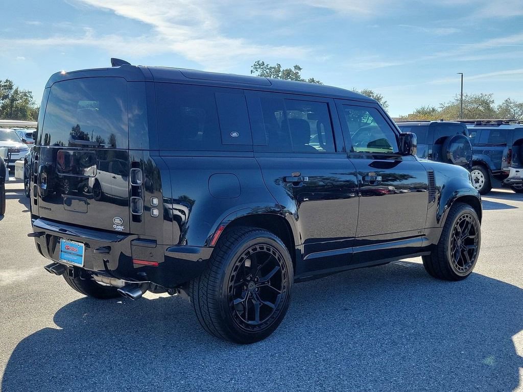 Used 2022 Land Rover Defender 110 V8 image 11