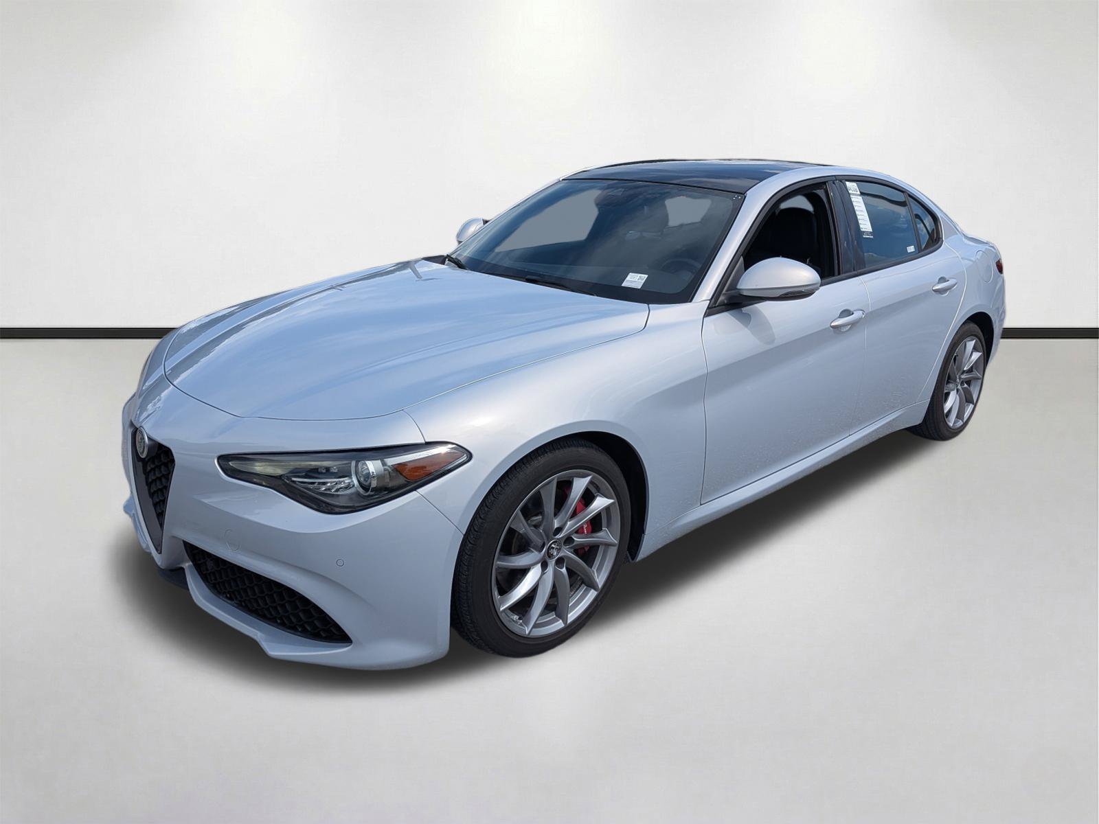Used 2023 Alfa Romeo Giulia Sprint RWD image 8